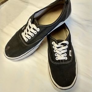 Vans Off the Wall Black lace up sneakers